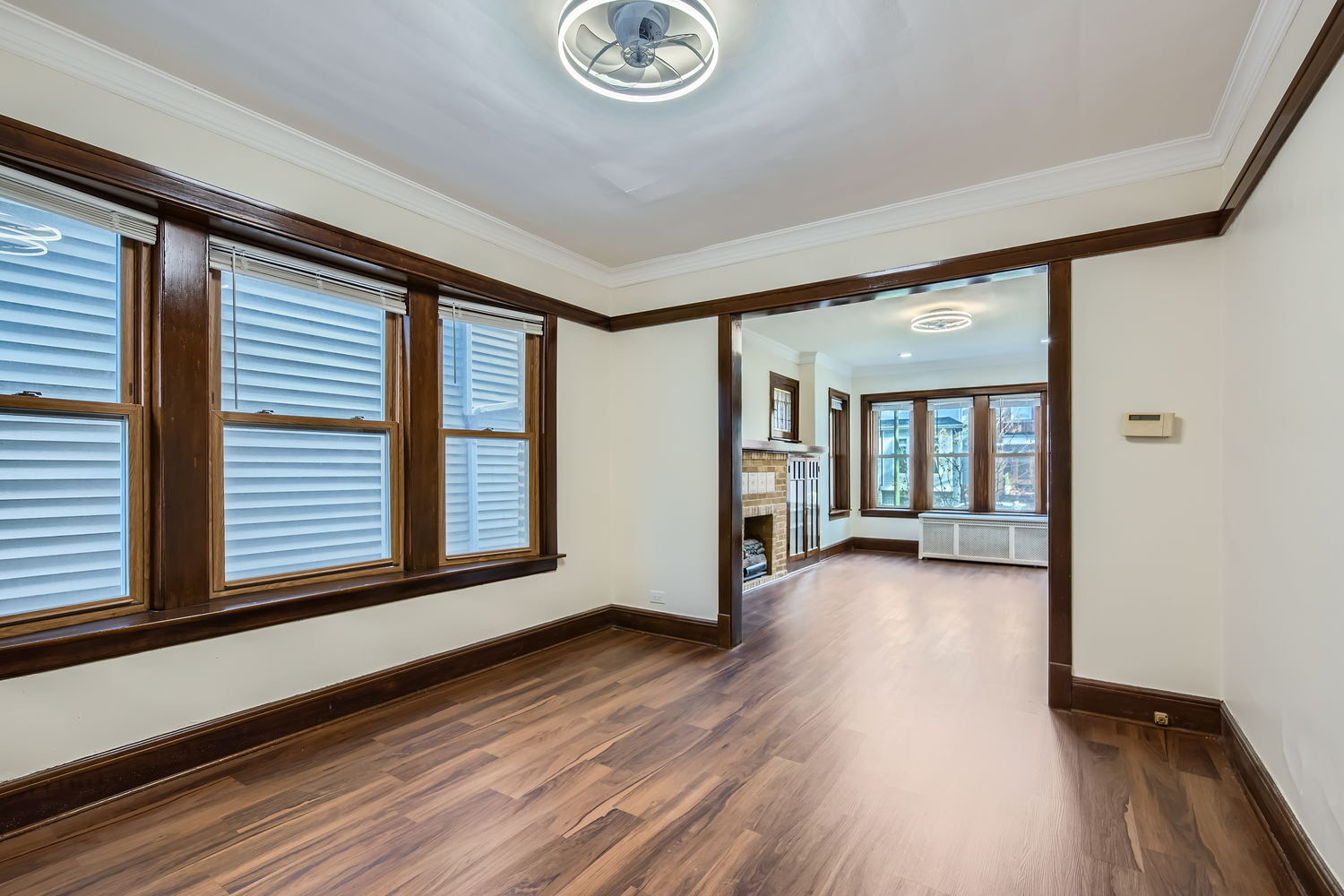 2516 N WASHTENAW Avenue, Chicago, IL 60647