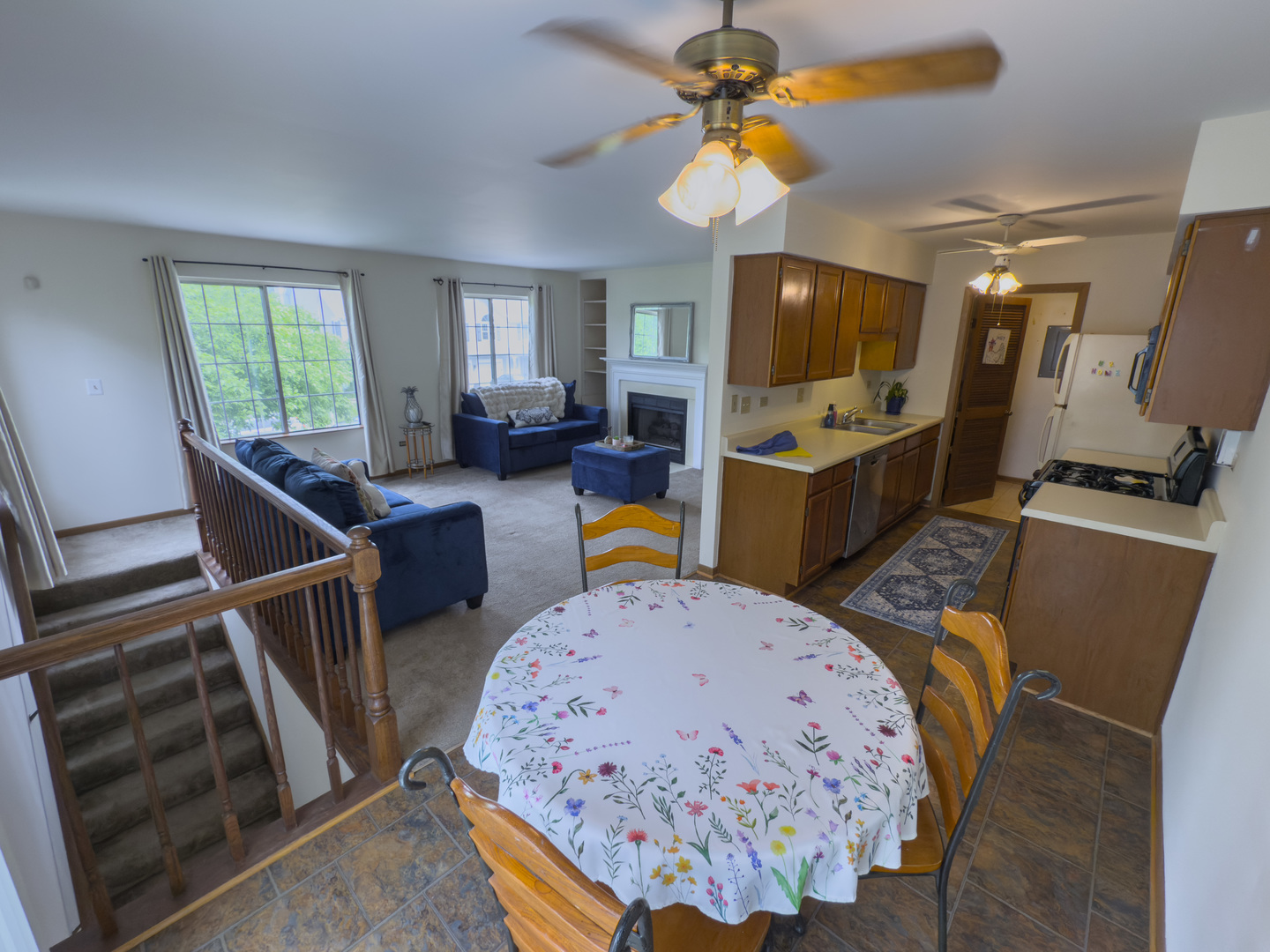 2205 Colorado Avenue #2205, Elgin, IL 60123