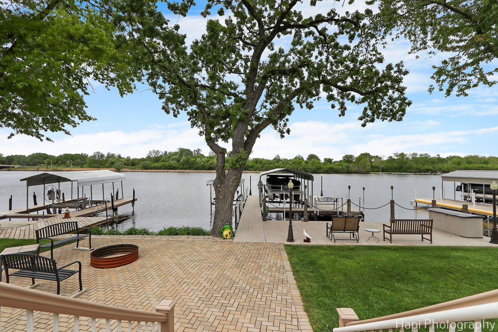 209 S Emerald Drive, McHenry, IL 60051