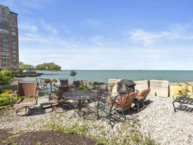7321 S South Shore Drive #11-B, Chicago, IL 60649