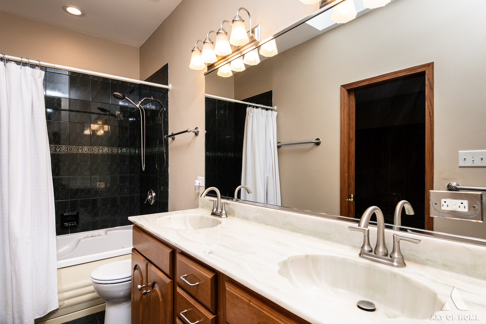 10801 Jillian Road, Orland Park, IL 60467