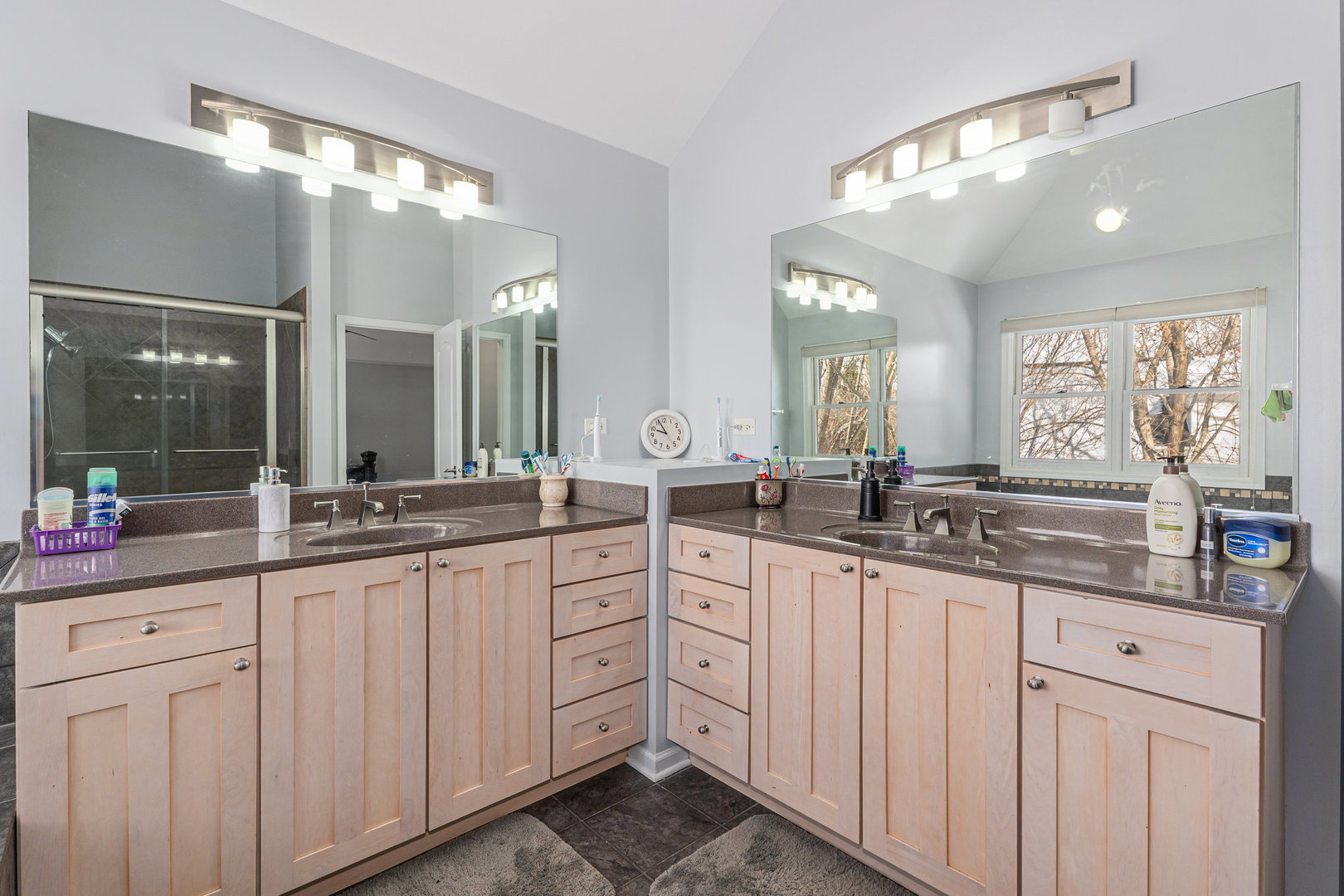 876 Hampstead Court, Barrington, IL 60010