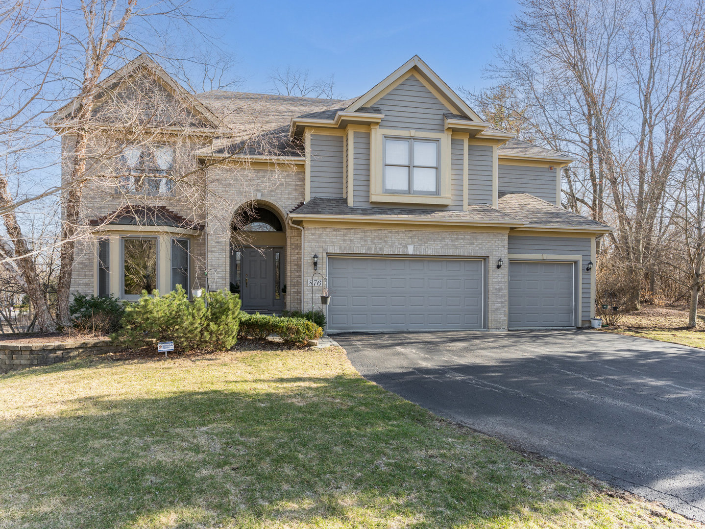 876 Hampstead Court, Barrington, IL 60010
