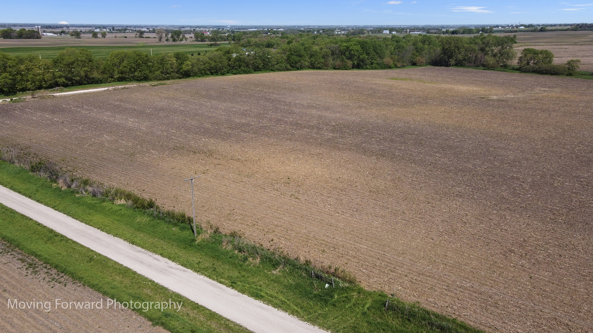16011 Indian Road, Newark, IL 60541