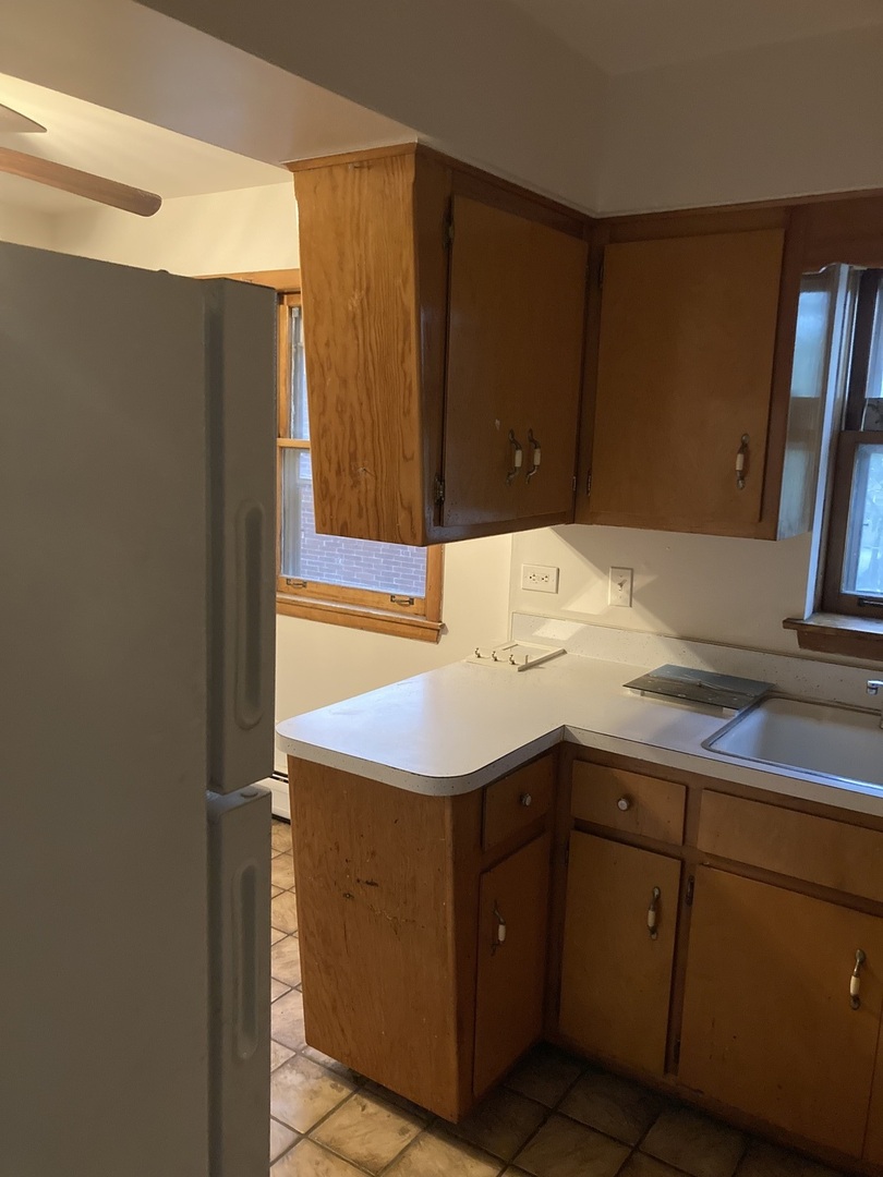 10520 S Austin Avenue #2W, Chicago Ridge, IL 60415