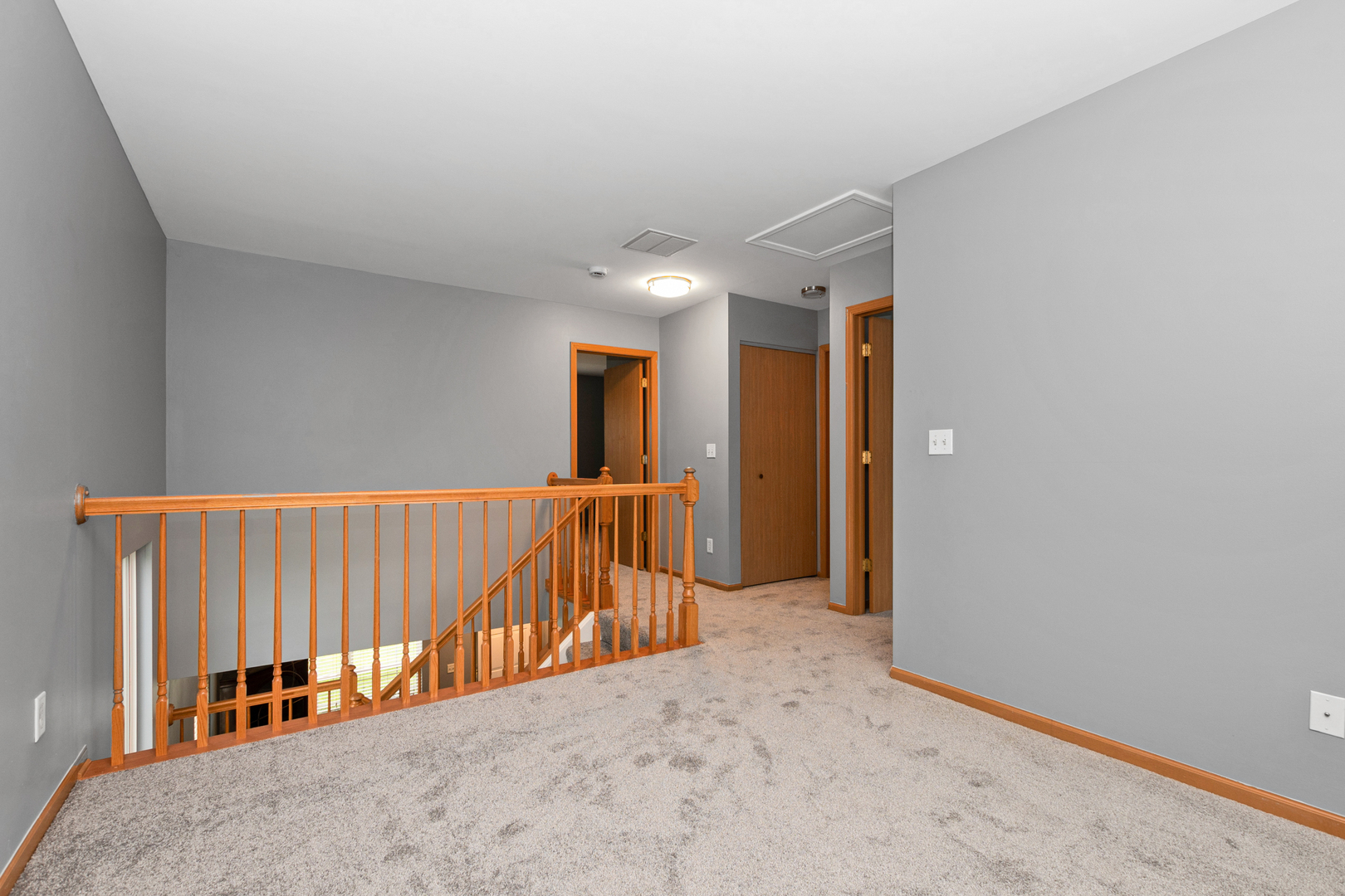 676 S Shannon Drive, Romeoville, IL 60446