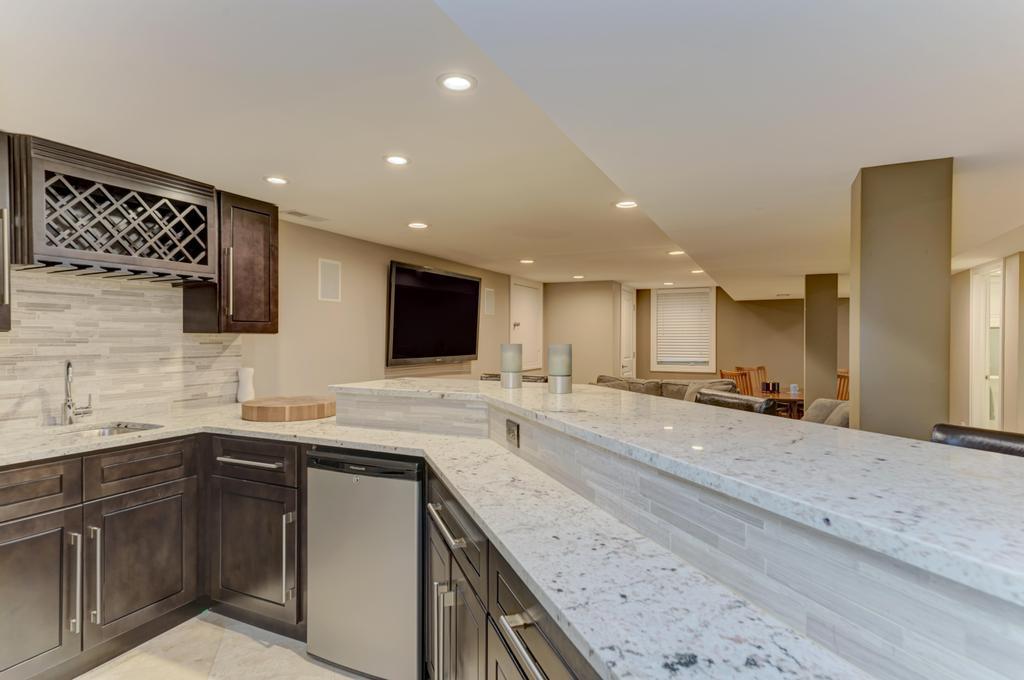 22W305 Broker Road, Medinah, IL 60157