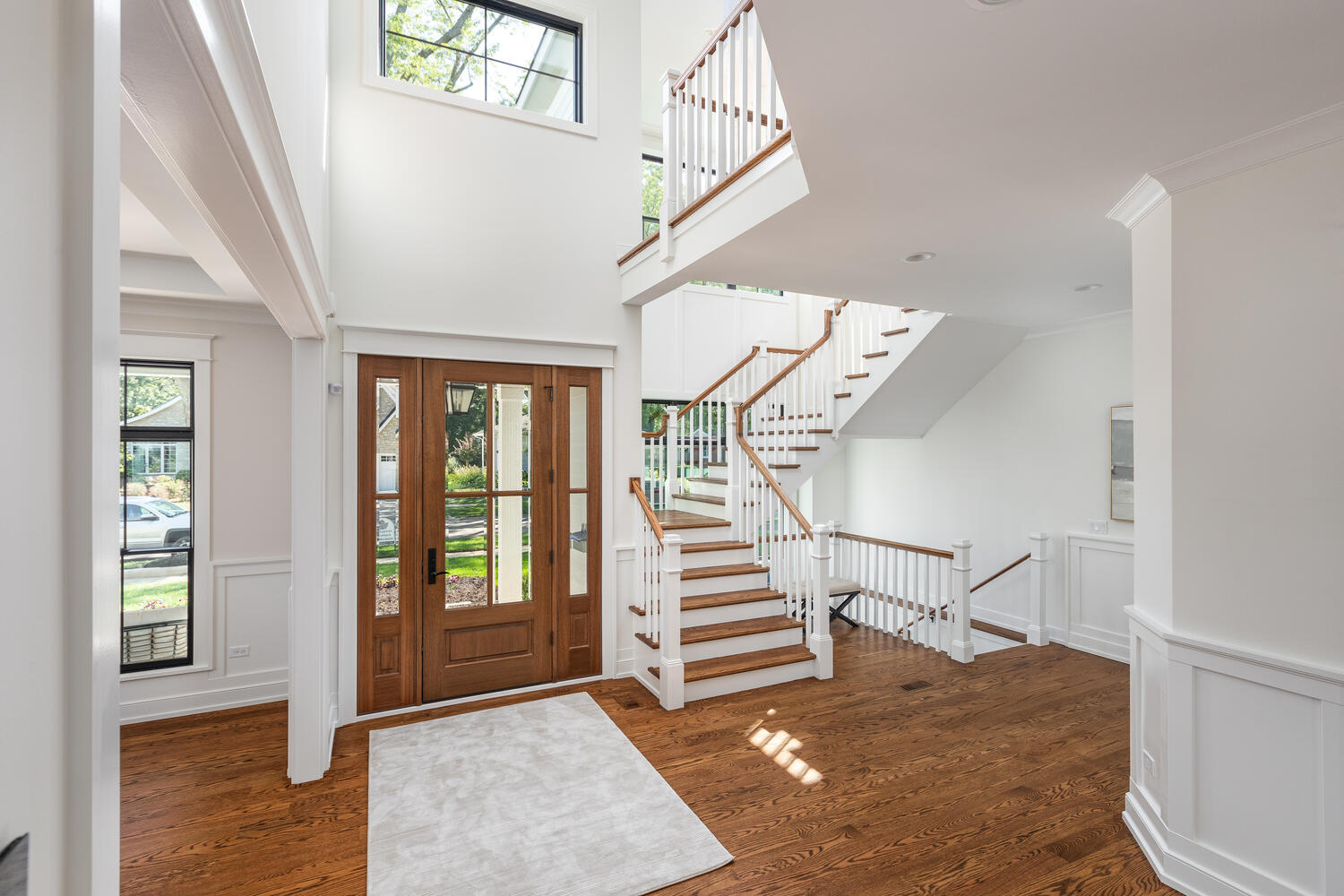 706 S Loomis Street, Naperville, IL 60540