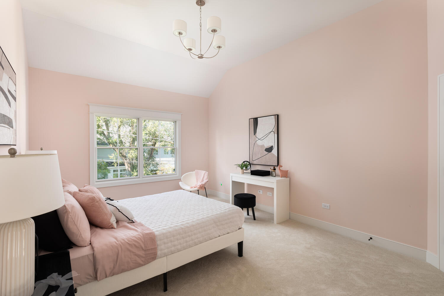 706 S Loomis Street, Naperville, IL 60540