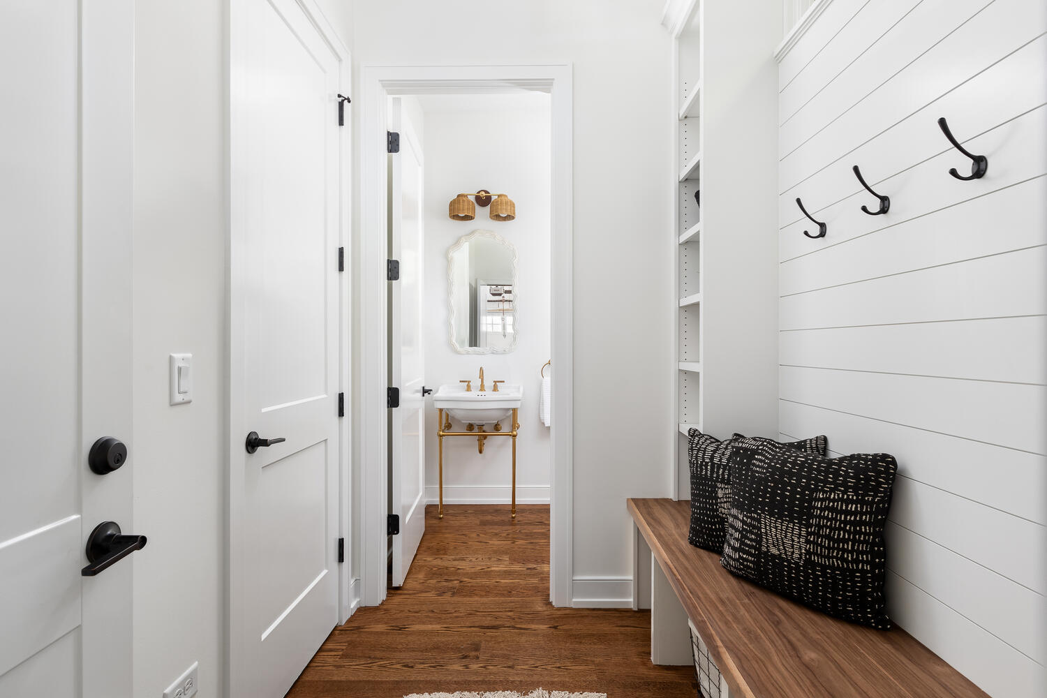 706 S Loomis Street, Naperville, IL 60540