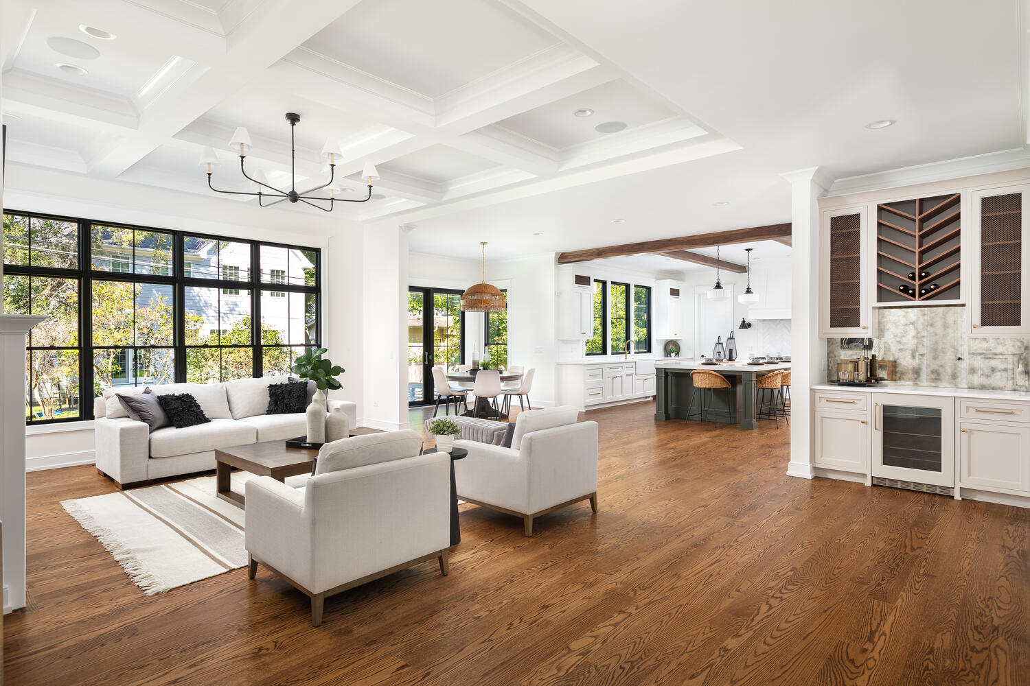 706 S Loomis Street, Naperville, IL 60540