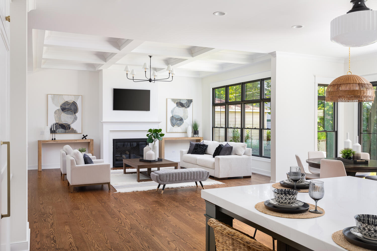 706 S Loomis Street, Naperville, IL 60540