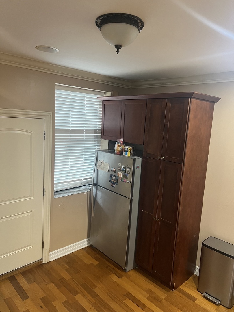 1363 E 64th Street #2, Chicago, IL 60637
