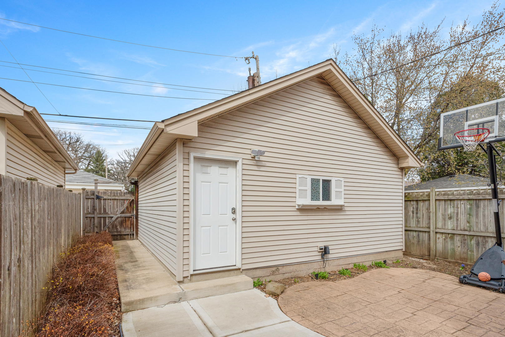 5512 N NORMANDY Avenue, Chicago, IL 60656