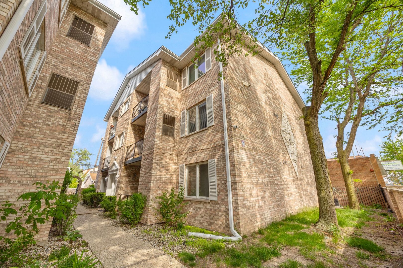 5401 N Milwaukee Avenue #1A, Chicago, IL 60630