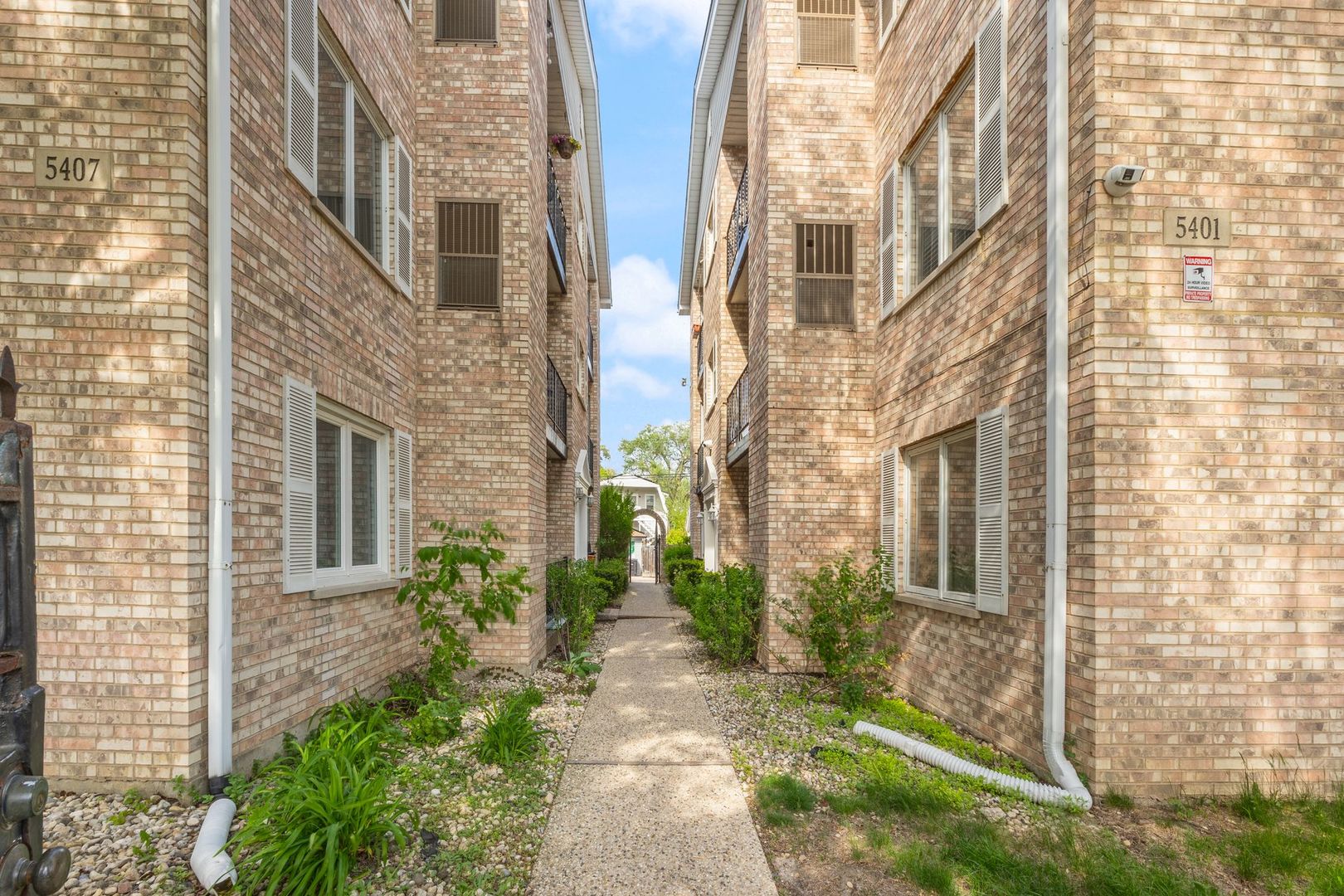 5401 N Milwaukee Avenue #1A, Chicago, IL 60630