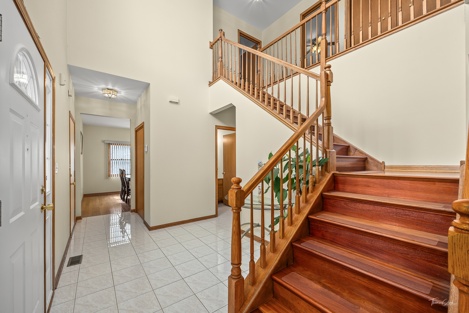 2048 Westbury Drive, Woodridge, IL 60517