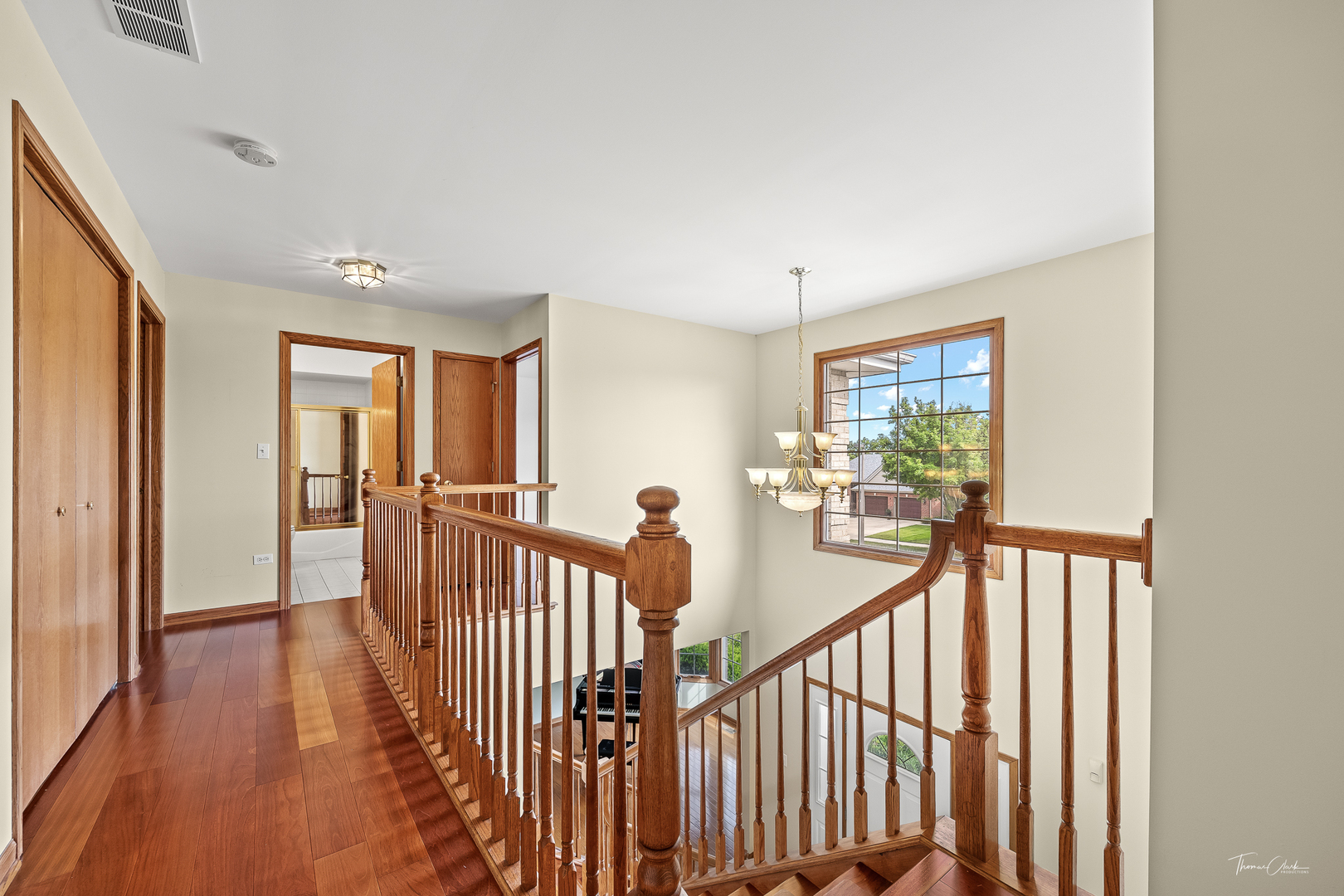 2048 Westbury Drive, Woodridge, IL 60517