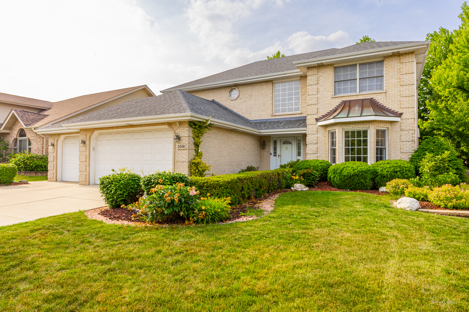 2048 Westbury Drive, Woodridge, IL 60517