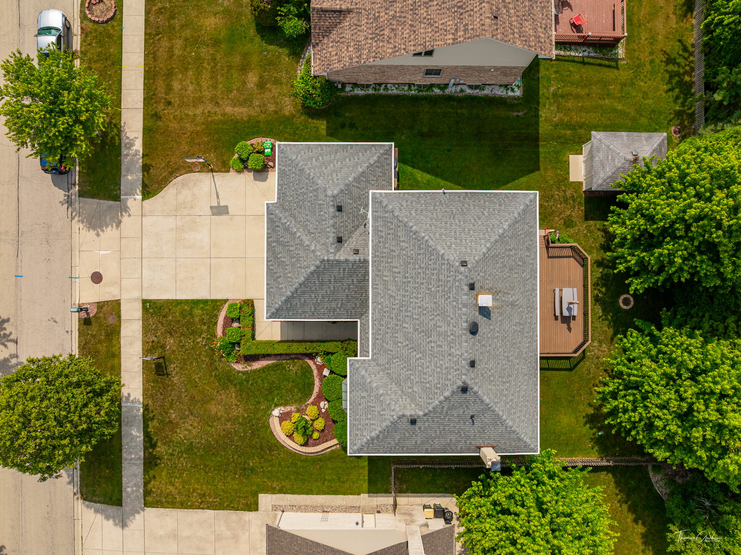 2048 Westbury Drive, Woodridge, IL 60517