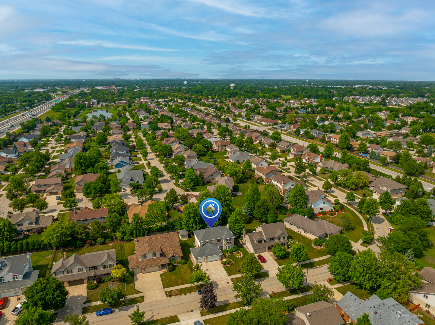 2048 Westbury Drive, Woodridge, IL 60517