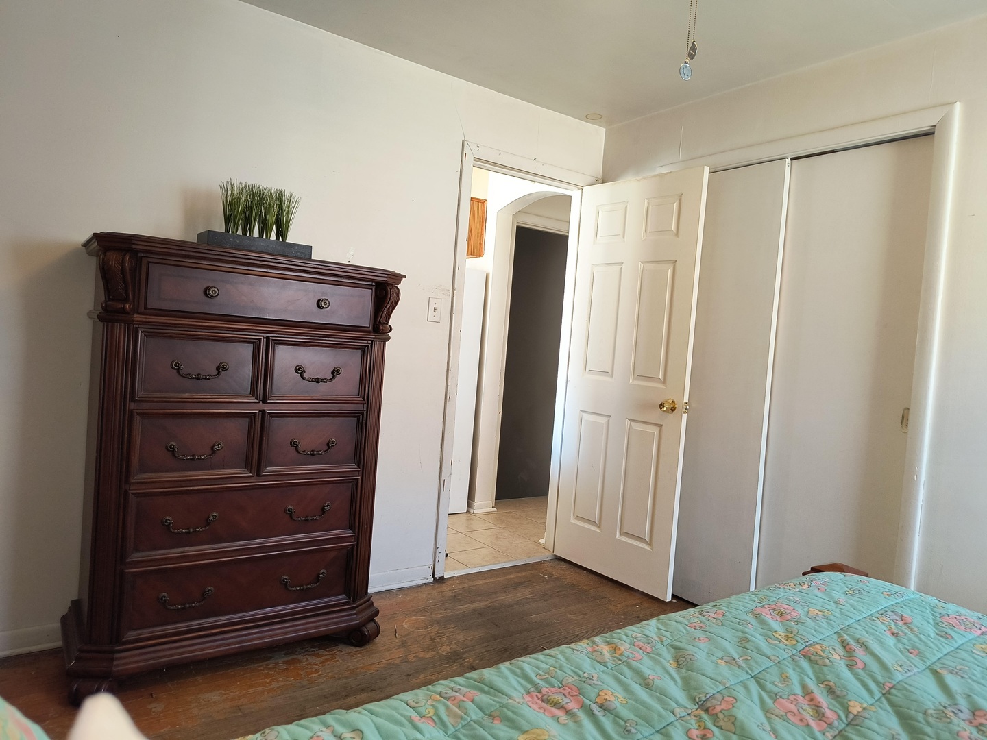 10153 S Saint Lawrence Avenue, Chicago, IL 60628