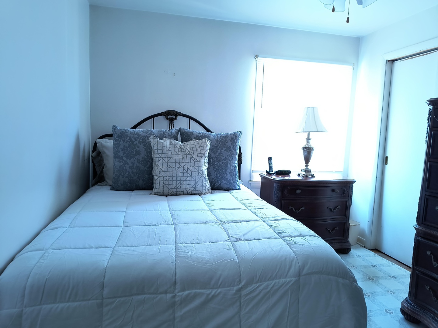 10153 S Saint Lawrence Avenue, Chicago, IL 60628