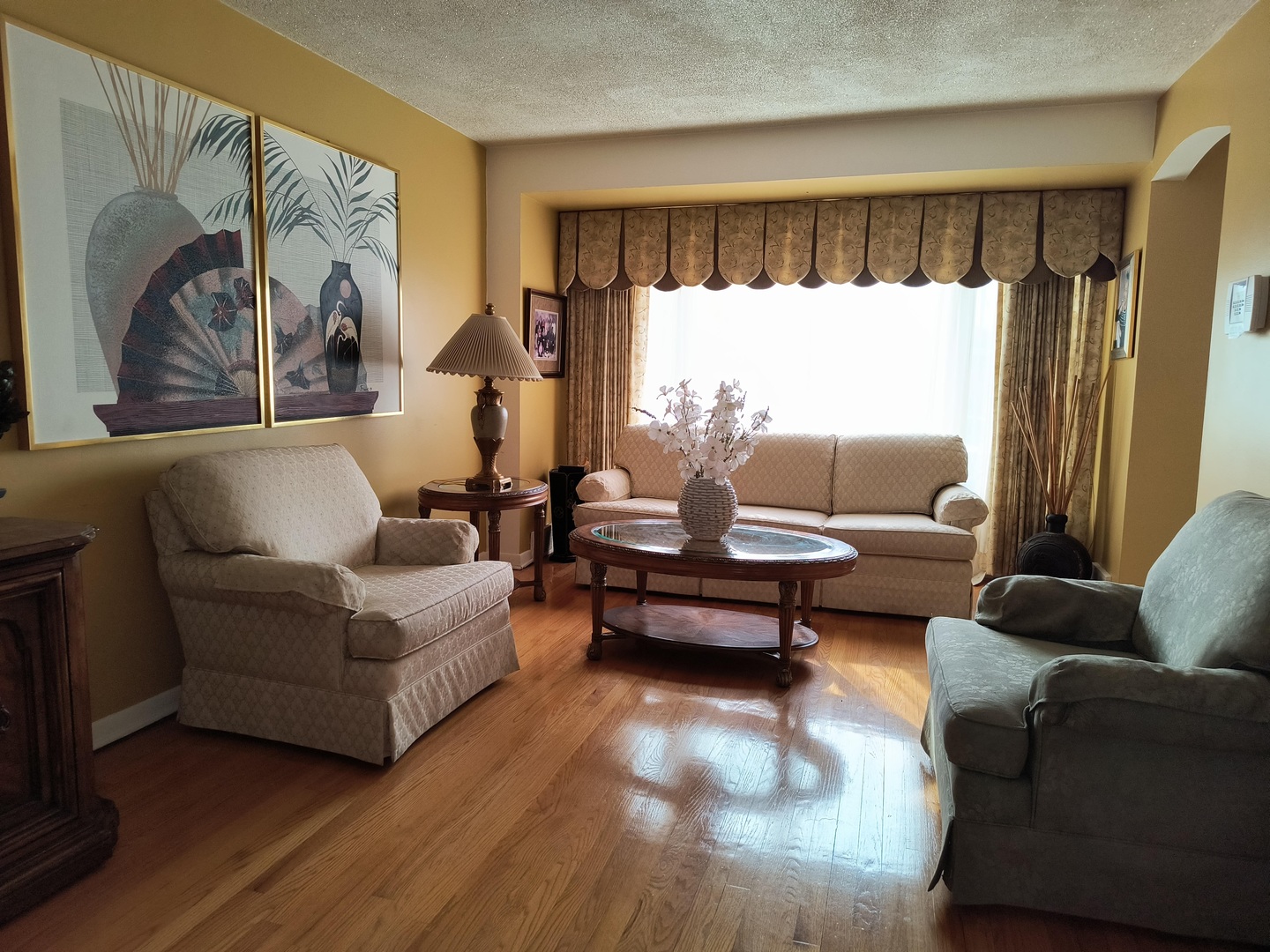 10153 S Saint Lawrence Avenue, Chicago, IL 60628