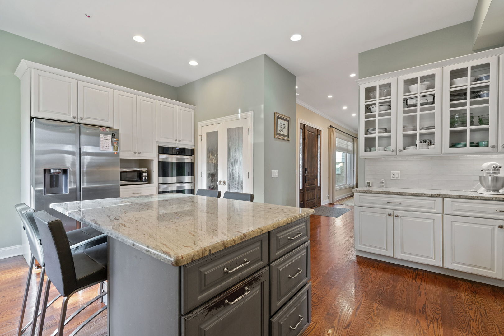9127 MENARD Avenue, Morton Grove, IL 60053