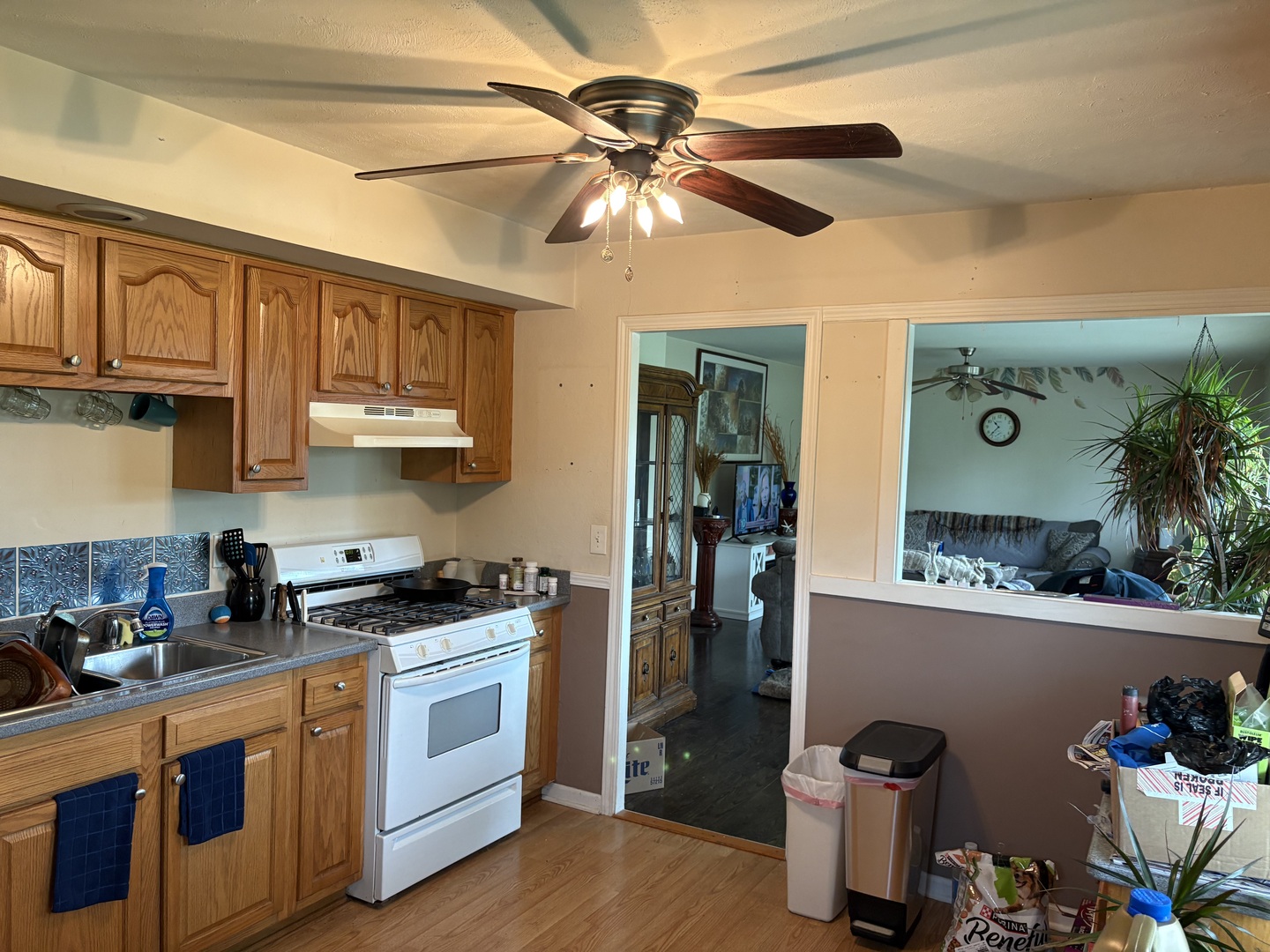 1937 Western Avenue, Waukegan, IL 60087