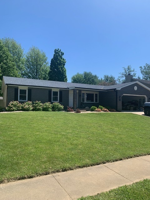 43 Kenfield Circle, Bloomington, IL 61704