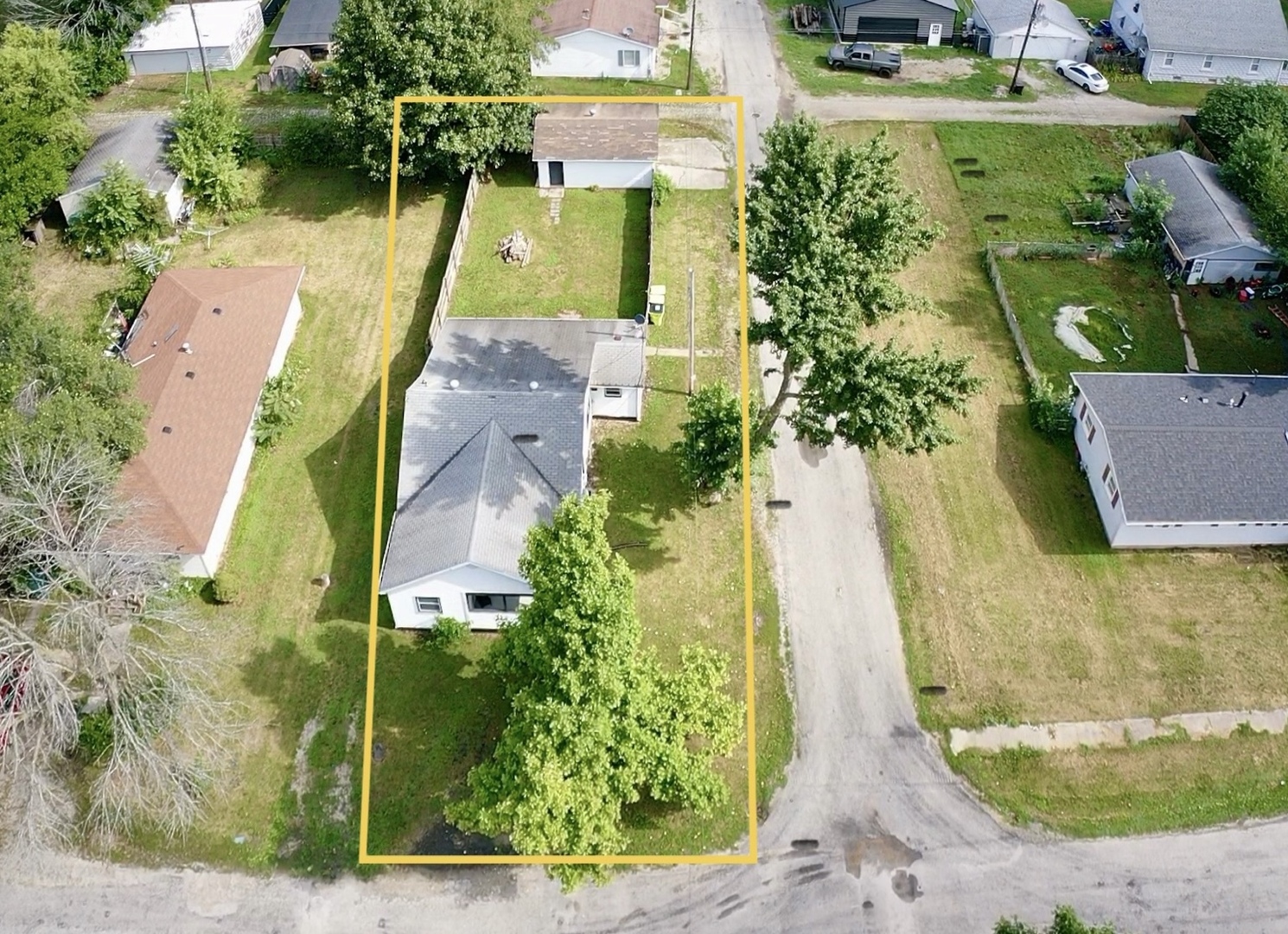 509 E Webster Street, Clinton, IL 61727