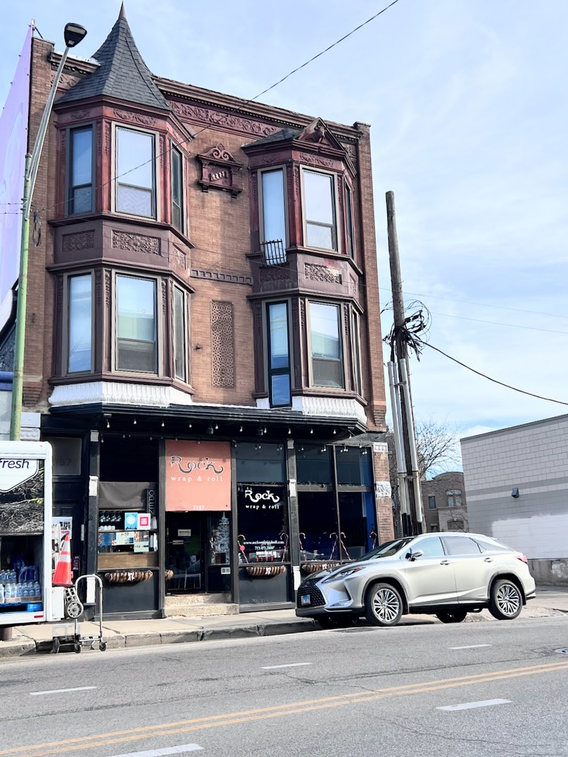 2187 N Clybourn Avenue #2F, Chicago, IL 60614