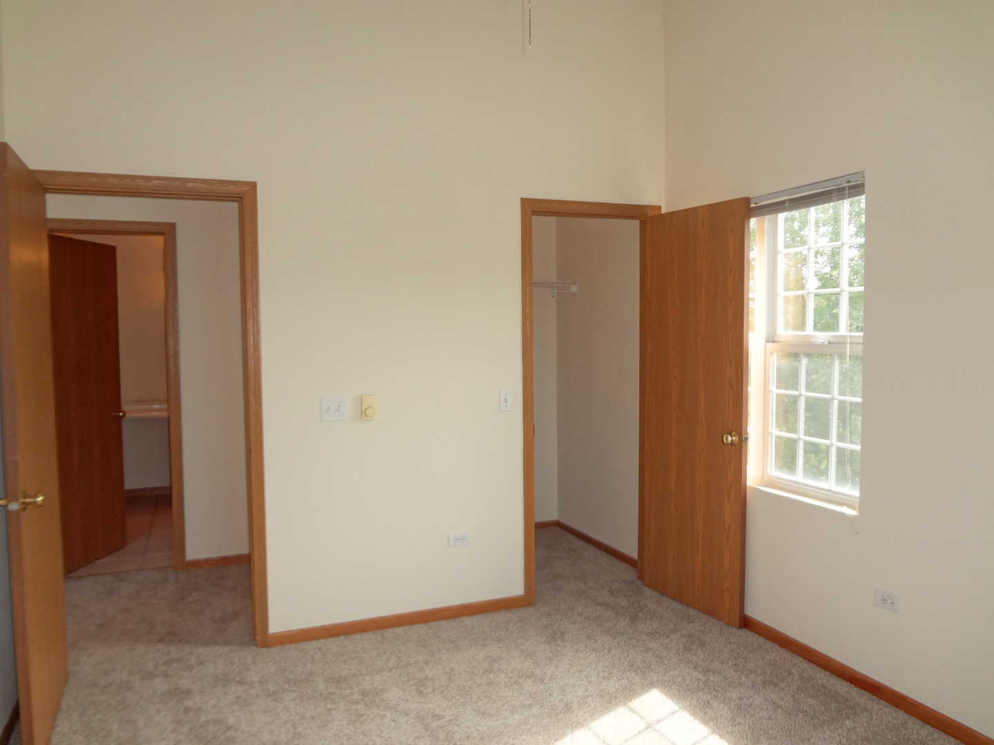 1412 W Clear Water Circle #3D, Round Lake Beach, IL 60073