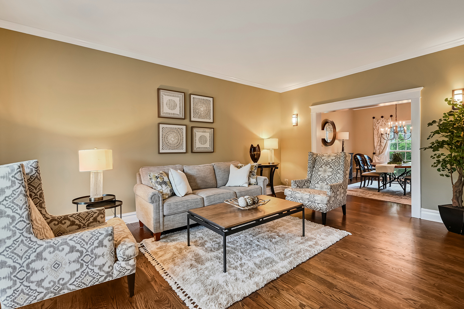 1825 Wakeman Court, Wheaton, IL 60187