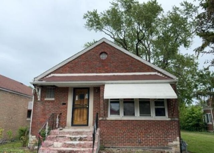 14223 S La Salle Street, Riverdale, IL 60827