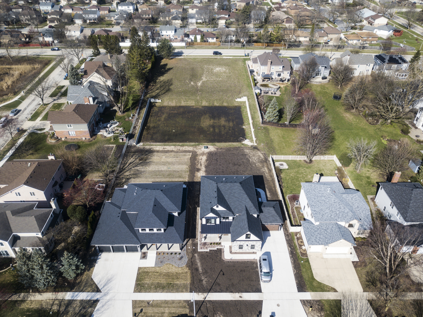 7127 Dunham Road, Downers Grove, IL 60516