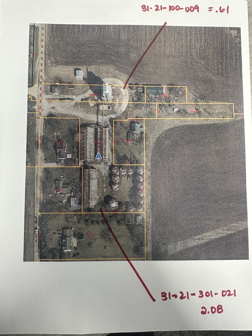 4499 N 3200 East Road, Arrowsmith, IL 61722