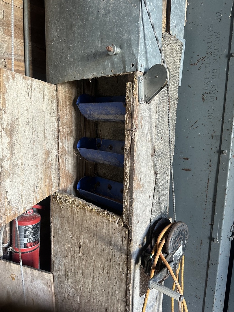 4499 N 3200 East Road, Arrowsmith, IL 61722