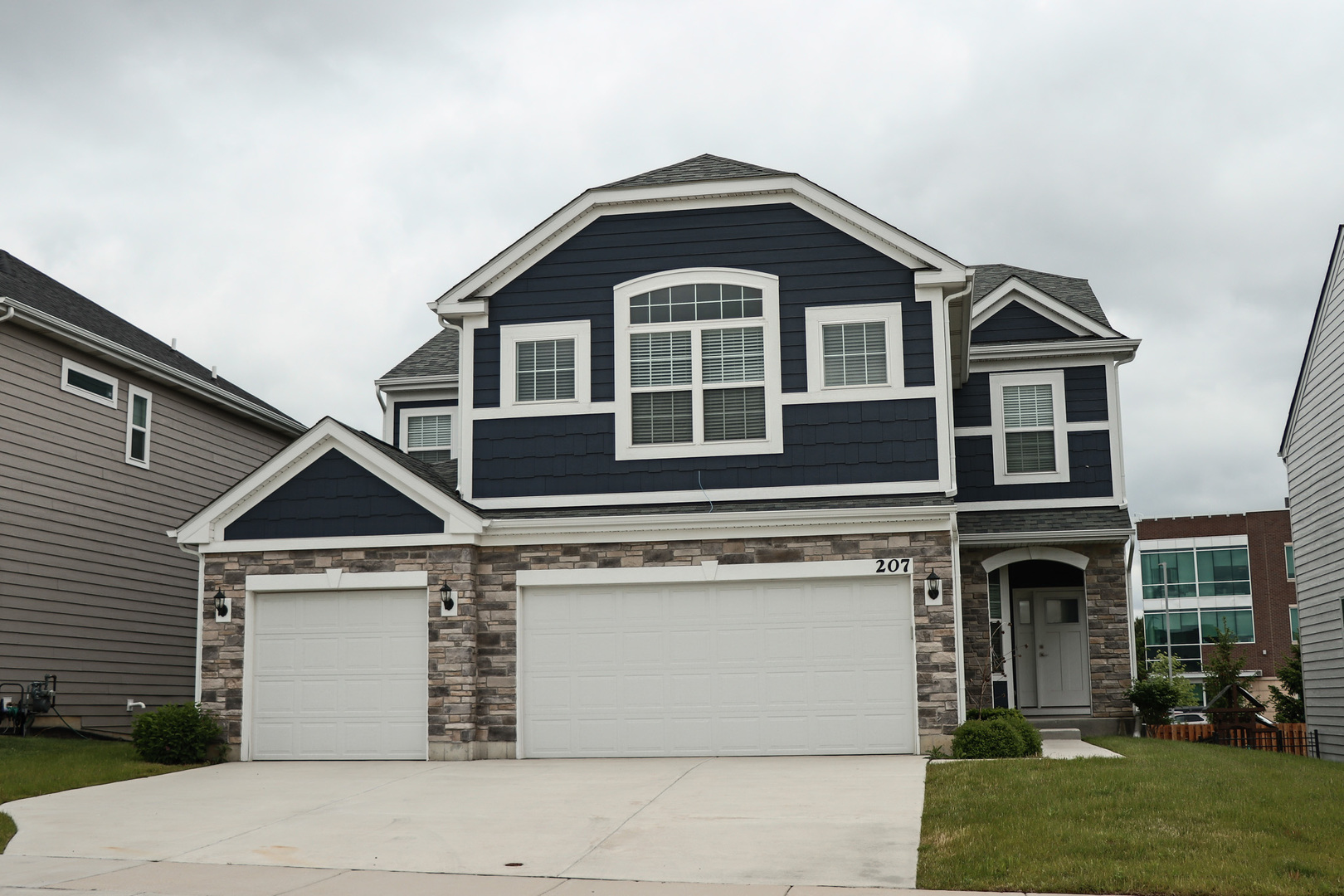 207 Jorrie Lane, Bloomingdale, IL 60108