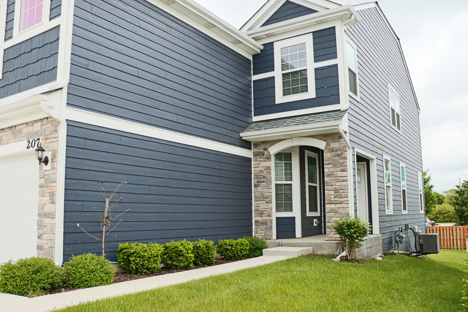 207 Jorrie Lane, Bloomingdale, IL 60108