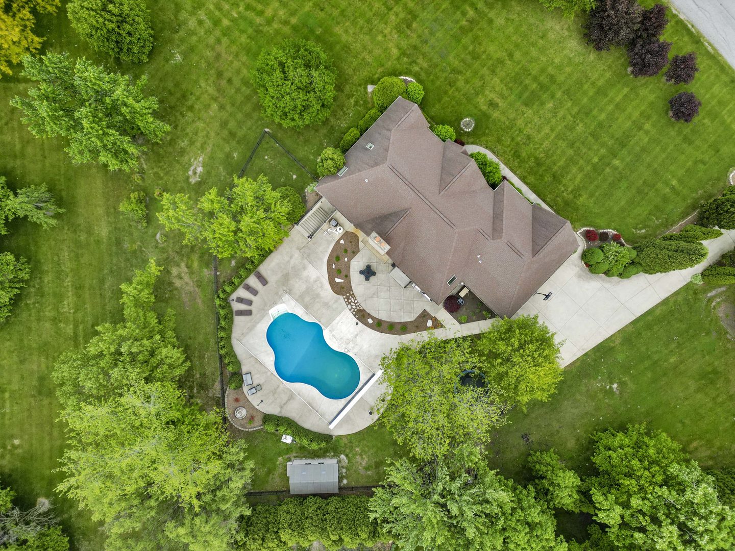 8600 Beall Street, Dyer, IN 46311