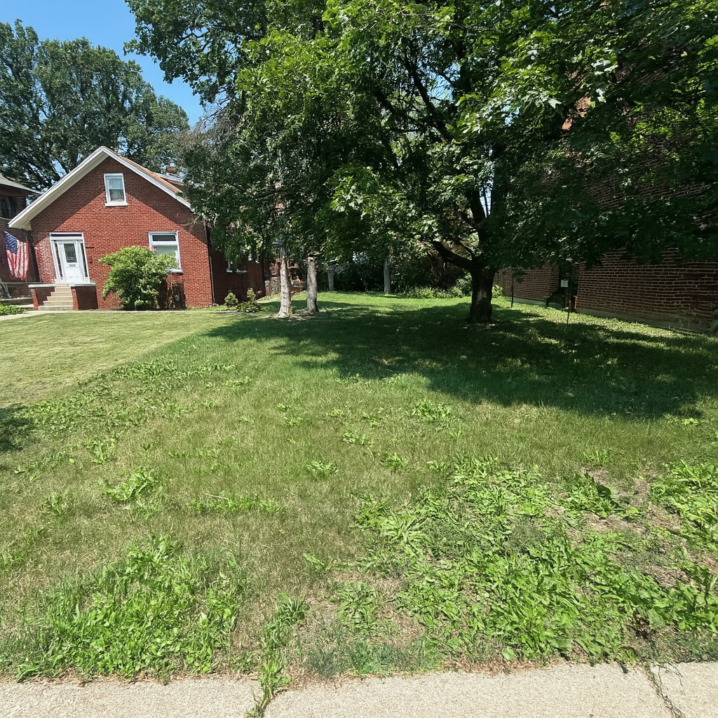 38 E Touhy Avenue, Park Ridge, IL 60068