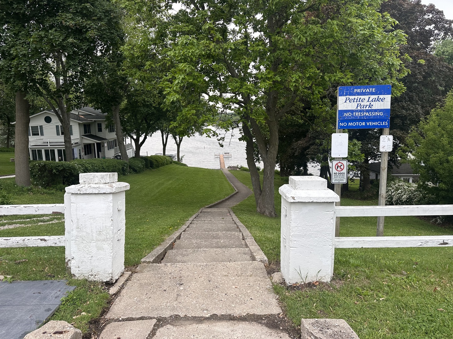 39270 N Lake Avenue, Lake Villa, IL 60046