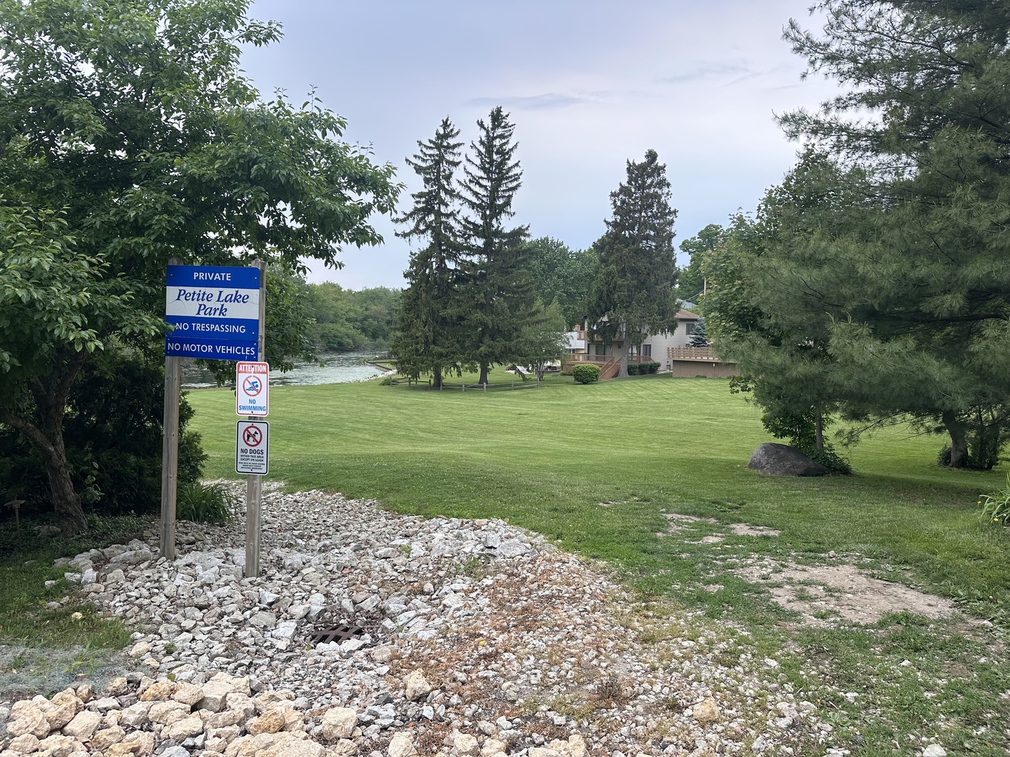 39270 N Lake Avenue, Lake Villa, IL 60046