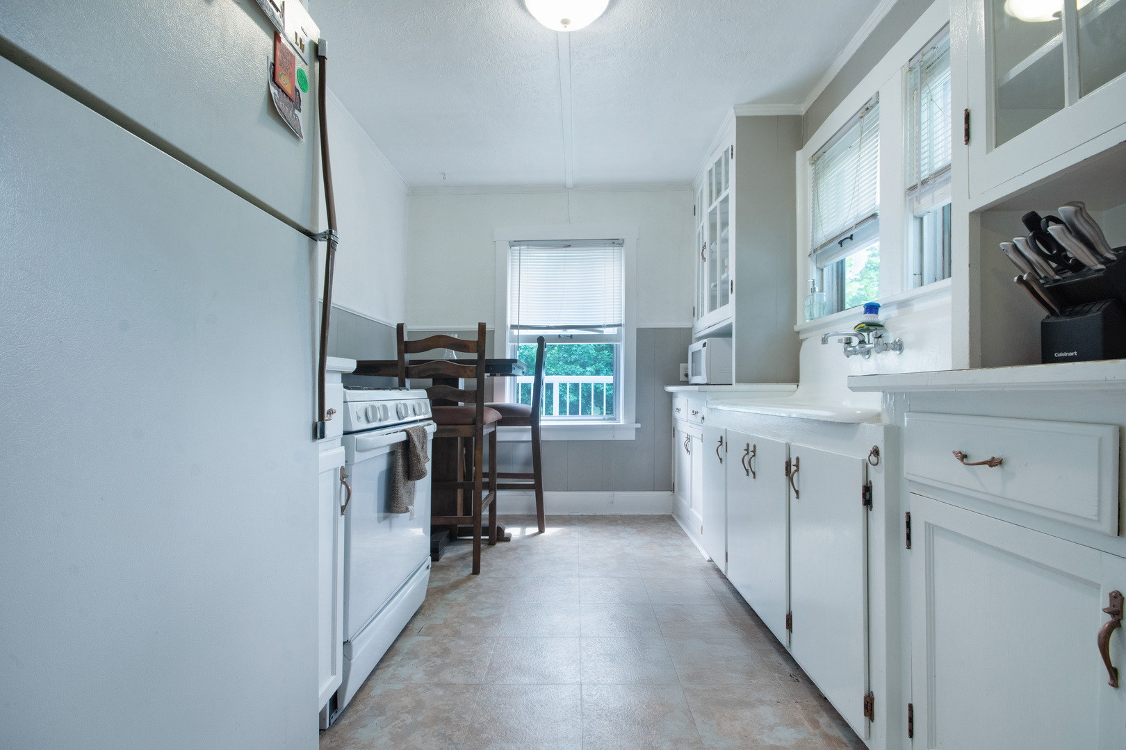 39270 N Lake Avenue, Lake Villa, IL 60046