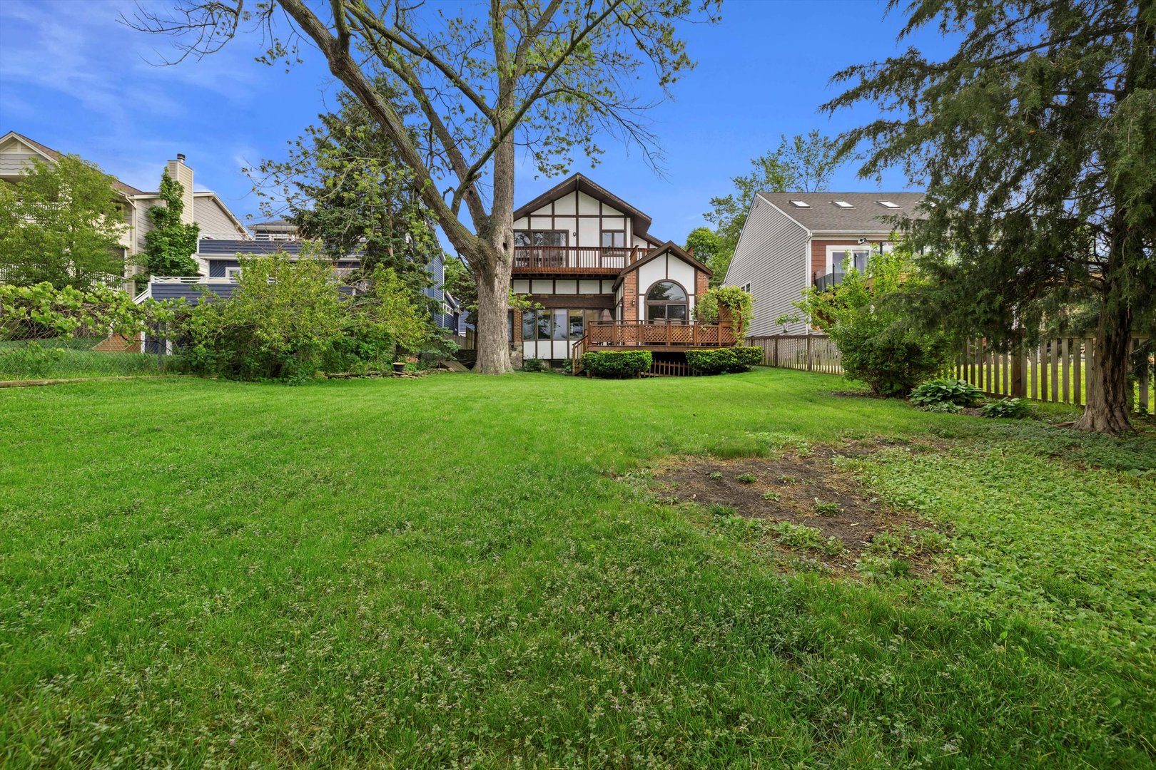 25837 W Oak Lane, Ingleside, IL 60041