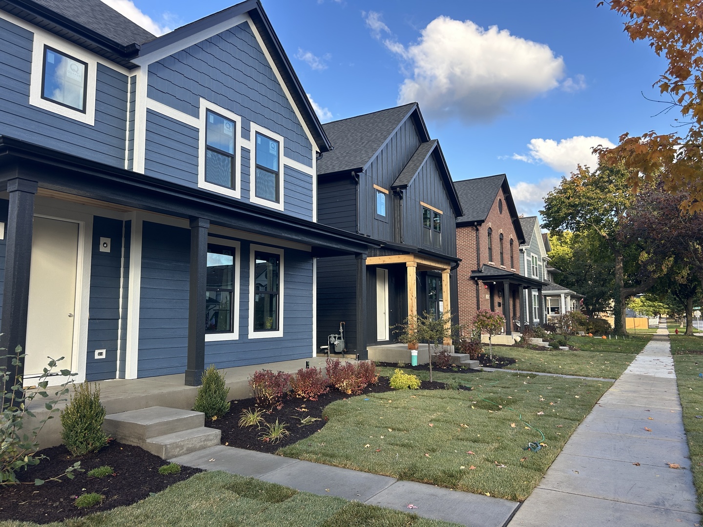 2 E Slade Street, Palatine, IL 60067