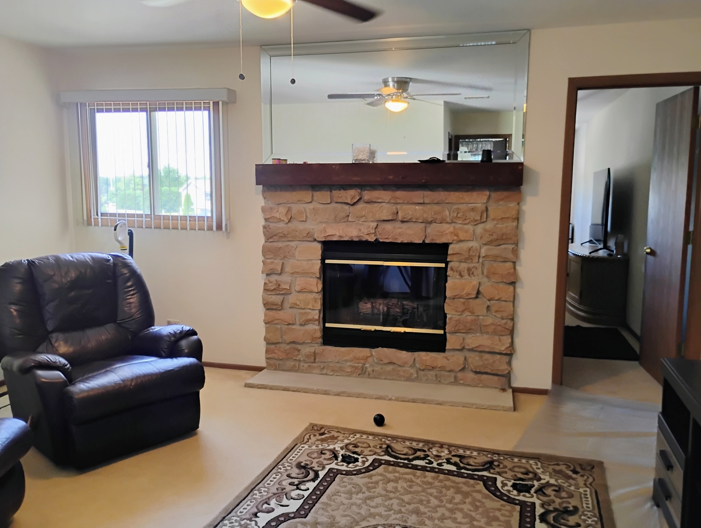 17429 W Chestnut Lane, Gurnee, IL 60031
