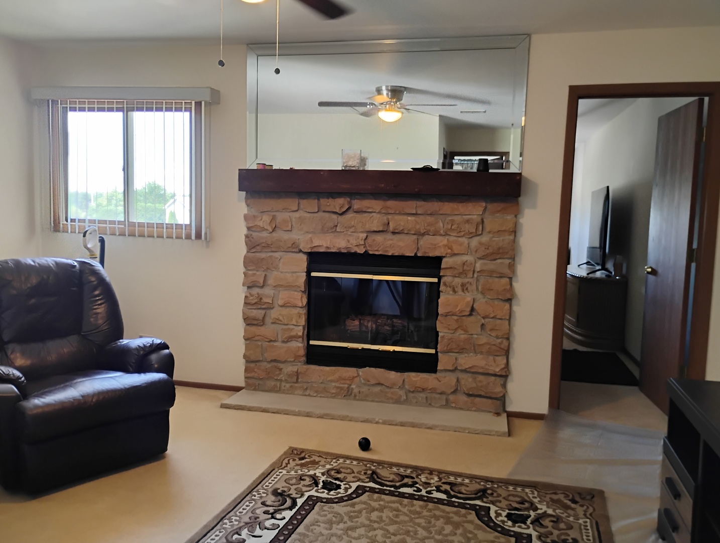 17429 W Chestnut Lane, Gurnee, IL 60031